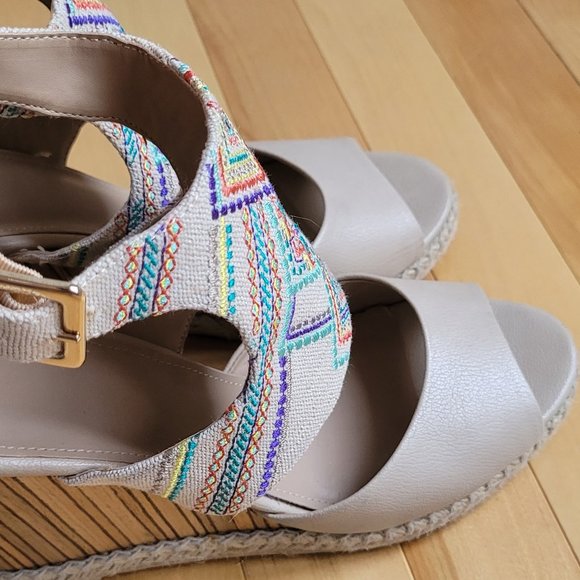 SOLD - Wedge Sandals - Picture 2 of 8